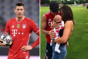 All about Robert Lewandowski’s family, marriage, wife and kids